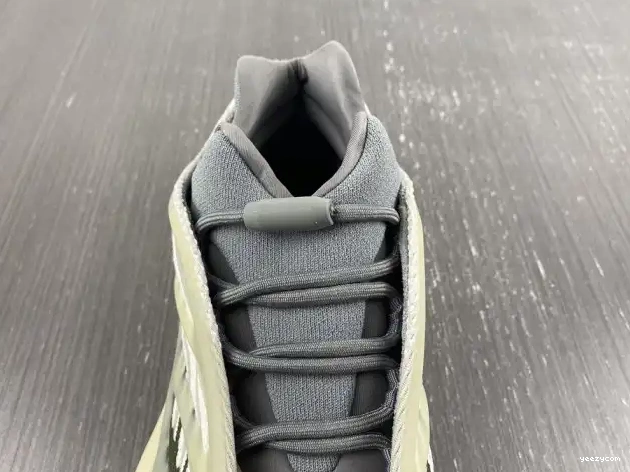 V3 700 Yeezy Fade Salt Adidas ID1674 0705